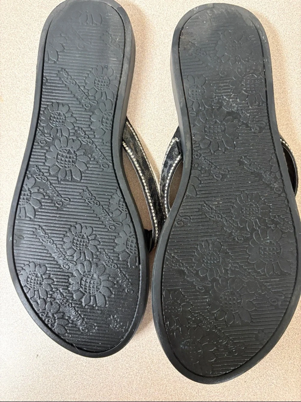 Yellow Box Black Rhinestone Trim Flip Flops - Picture 3 of 4